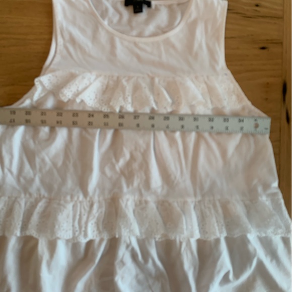 J.Crew Women’ White Tiered Eyelet Ruffle Tank NWT - Picture 4 of 9